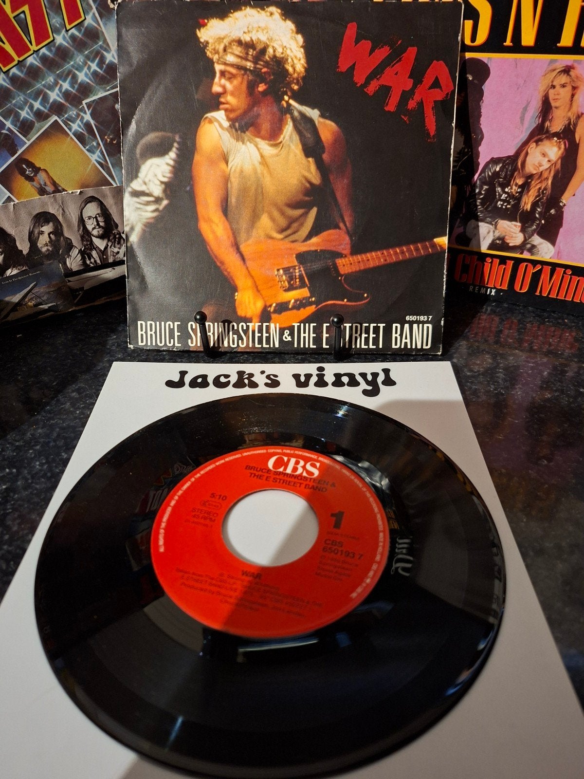 Bruce Springsteen & The E Street Band - War  1986, 7 inch, Ophalen of Verzenden, Zo goed als nieuw, Beschermende buitenhoes