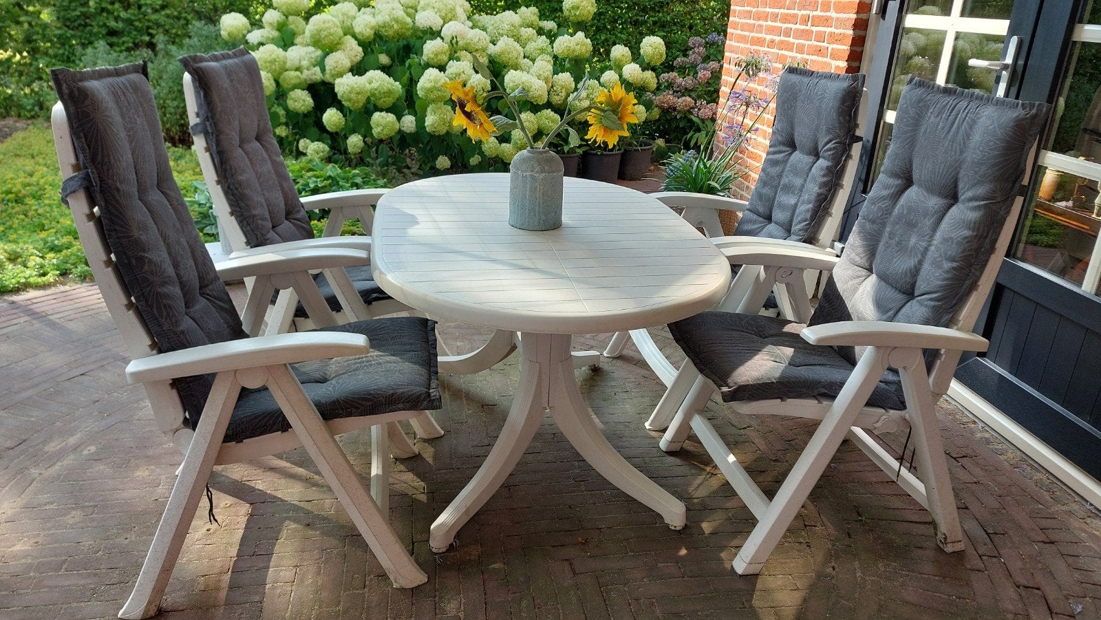 Hartman wit tuinset, ZONDER kussens., Tuin en Terras, Tuinsets en Loungesets, Ophalen, Kunststof, Gebruikt, 6 zitplaatsen