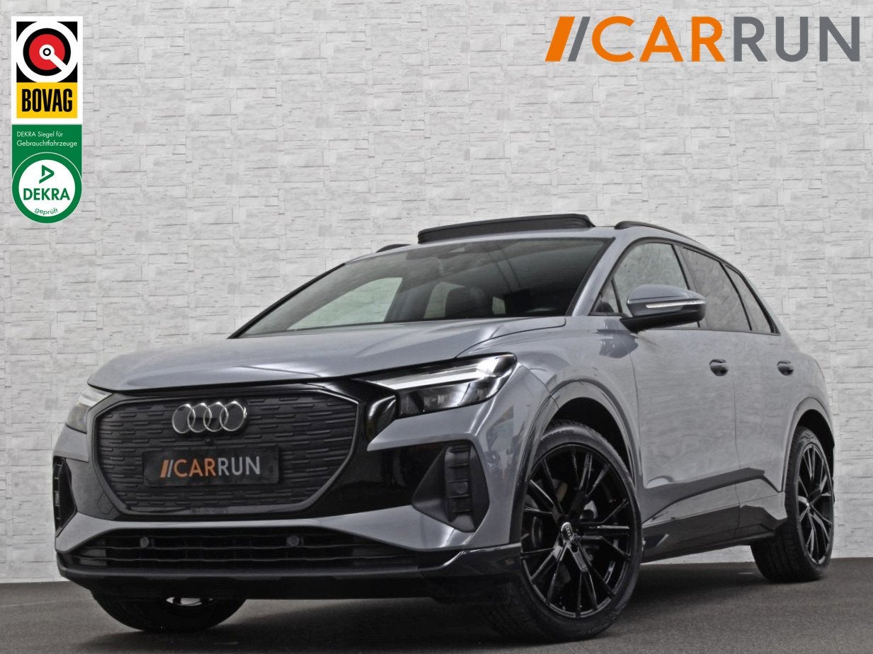 Audi Q4 e-tron 40 S-Line 77 kWh | Panorama | #RS-Leder | War, Auto's, Automaat, Achterwielaandrijving, Zwart, Q4 e-tron