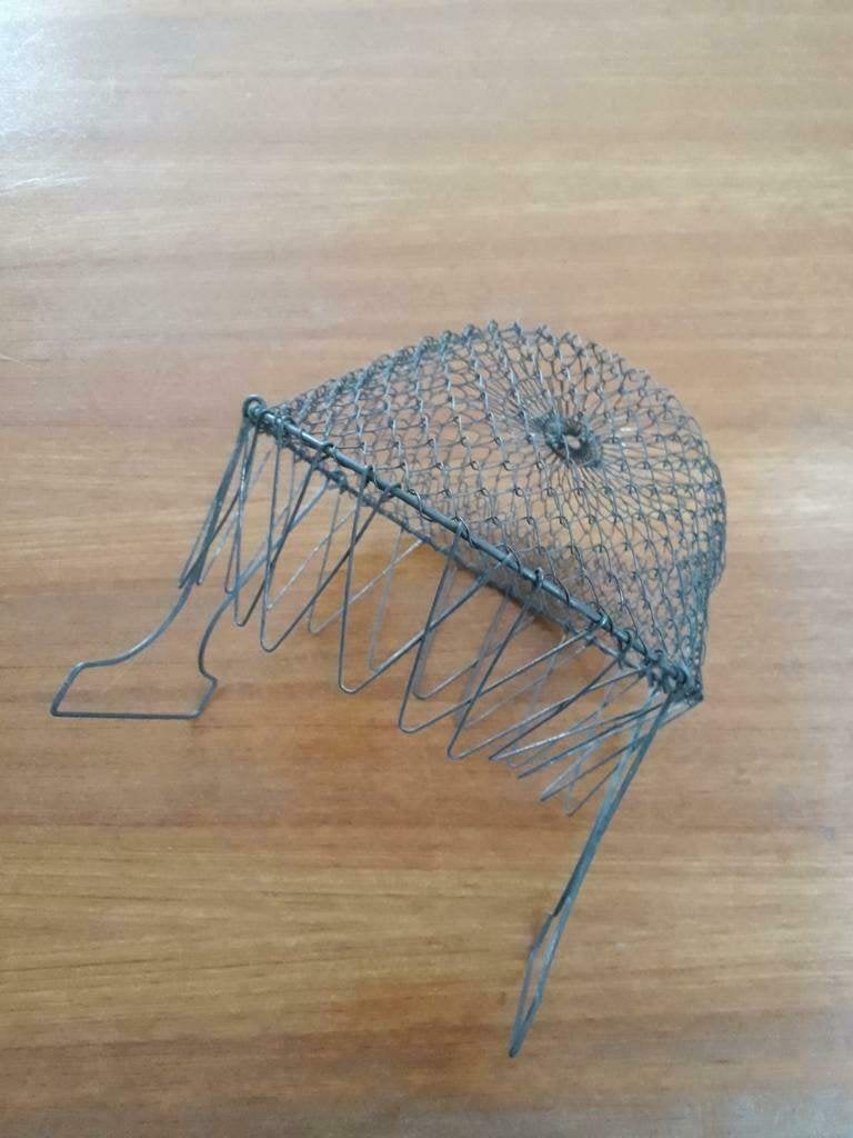 Vintage / retro uitlekmand van metaal., Verzamelen, Ophalen, Huis en Inrichting