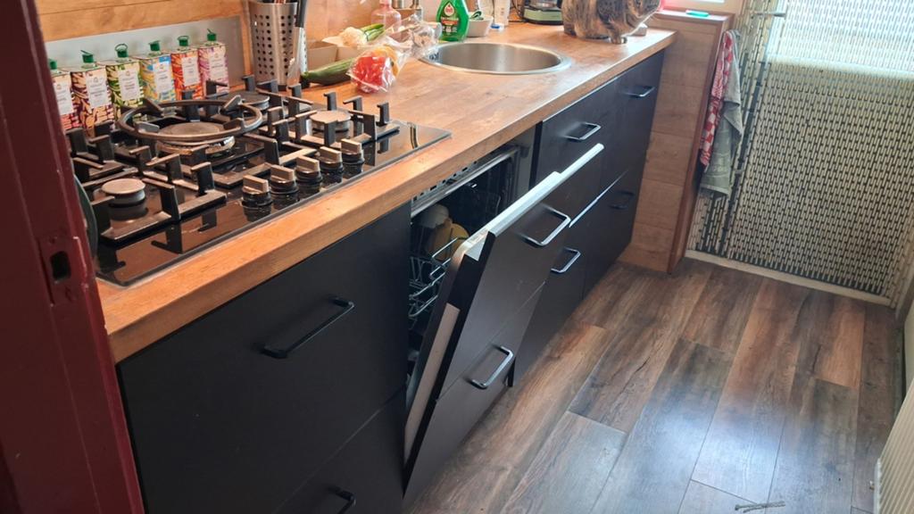 Zwarte keuken, Ophalen, Gebruikt, Graniet of Steen