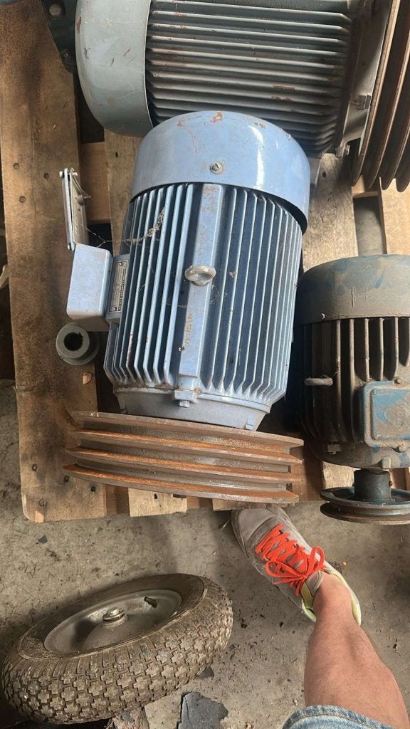elektromotor OIVT 132 MA-4, Doe-het-zelf en Verbouw, Motoren, Ophalen, Gebruikt, Wbb-fachausschuesse@vde.com, Elektromotor