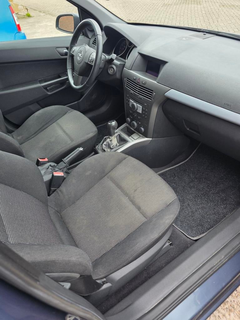 Opel Astra 2.0 Turbo 125KW St.wgn. 2006 Grijs, Voorwielaandrijving, 1998 cc, Zwart, 4 cilinders