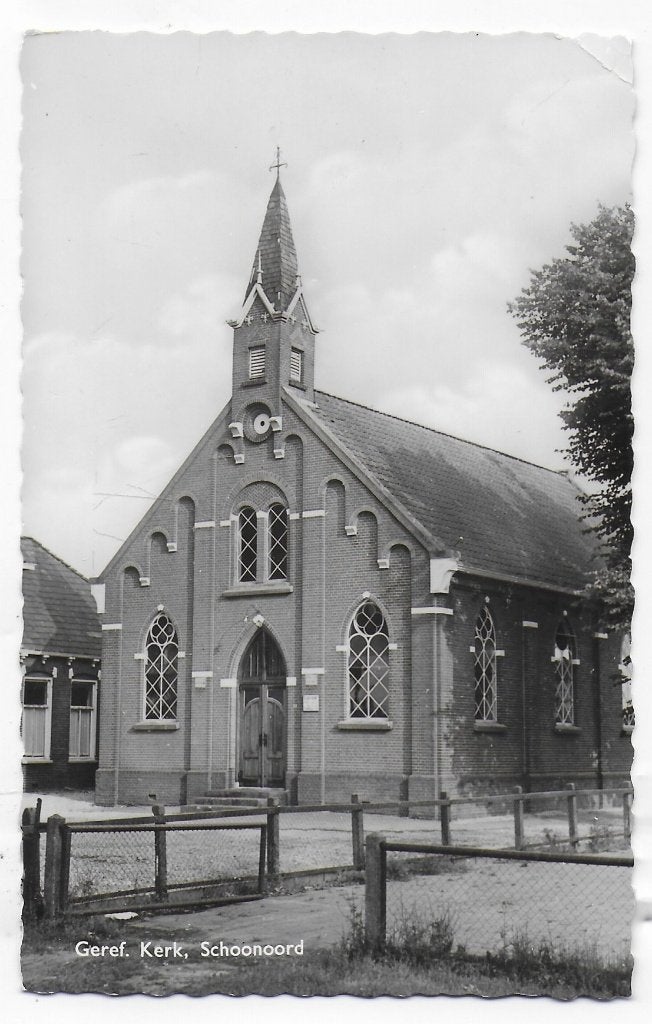 Schoonoord Geref. Kerk oude gelopen ansichtkaart ( b6385, Ophalen of Verzenden, 1960 tot 1980, Gelopen