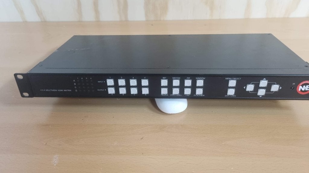 Inline 4x4 Multiview HDMI Matrix Switcher – Professionele AV, Ophalen of Verzenden, Zo goed als nieuw, Video