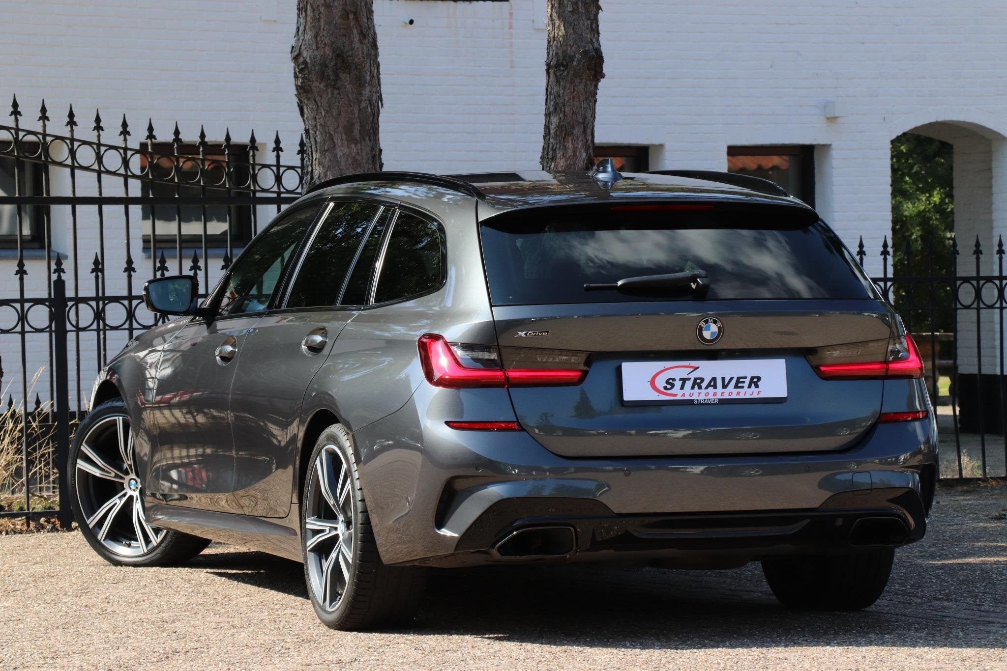 BMW 3-serie Touring 330d xDrive High Executive |Harman/Kardo, Automaat, Euro 6, Leder, Diesel