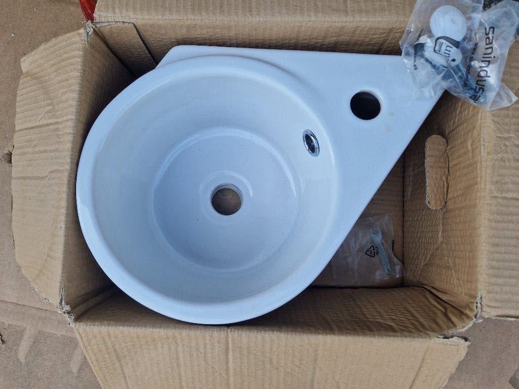 Sanindusa Reflex hoekfontein, nieuw, Ophalen, Nieuw