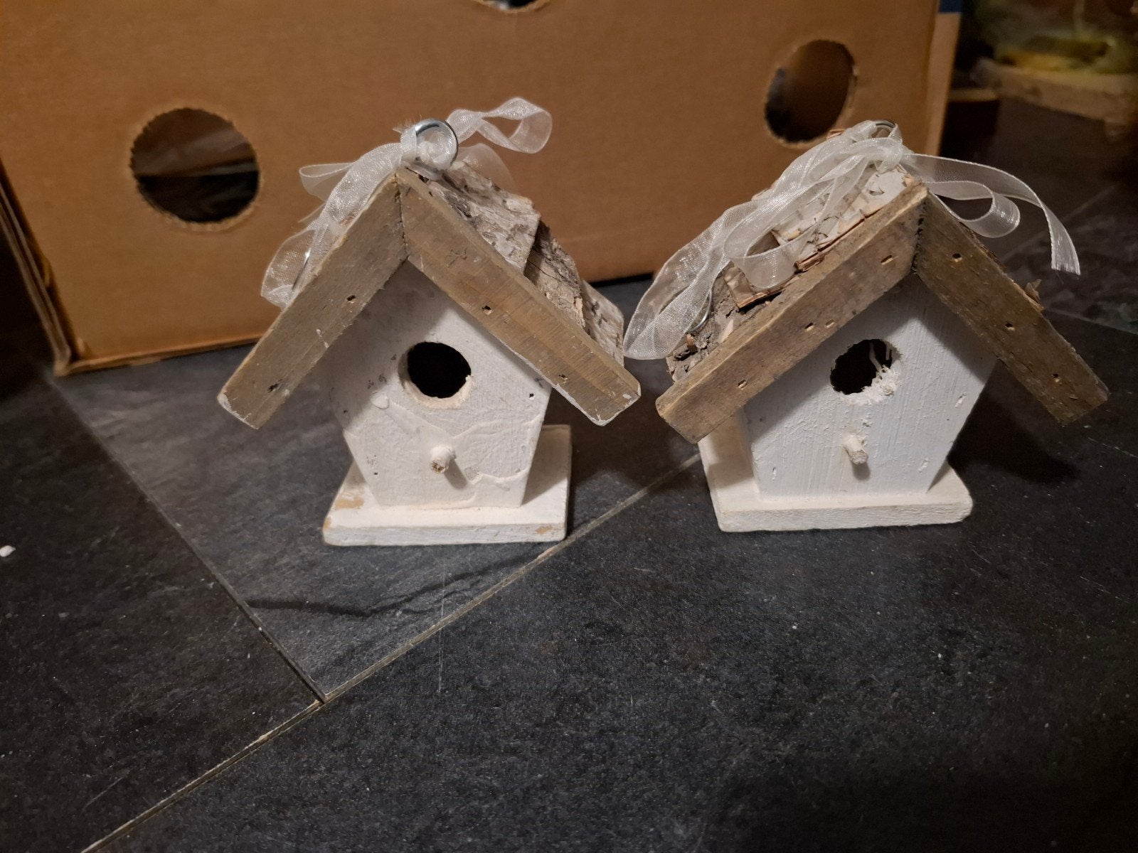 Decoratieve vogelhuisjes (2 stuks), Diversen, Kerst, Ophalen of Verzenden, Gebruikt