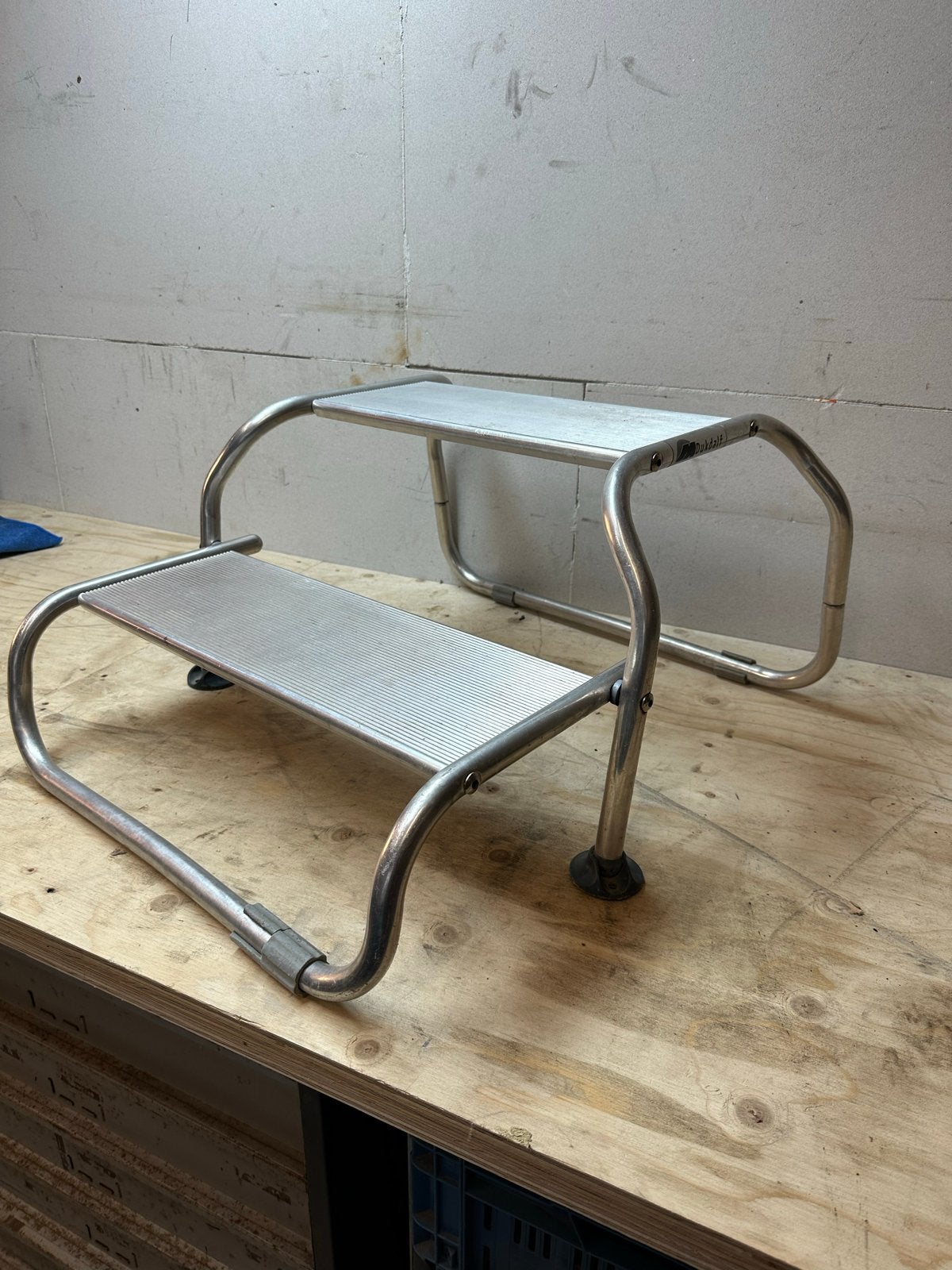 Dukdalf Opstapje - Aluminium 2-treeds, Ophalen of Verzenden, Gebruikt