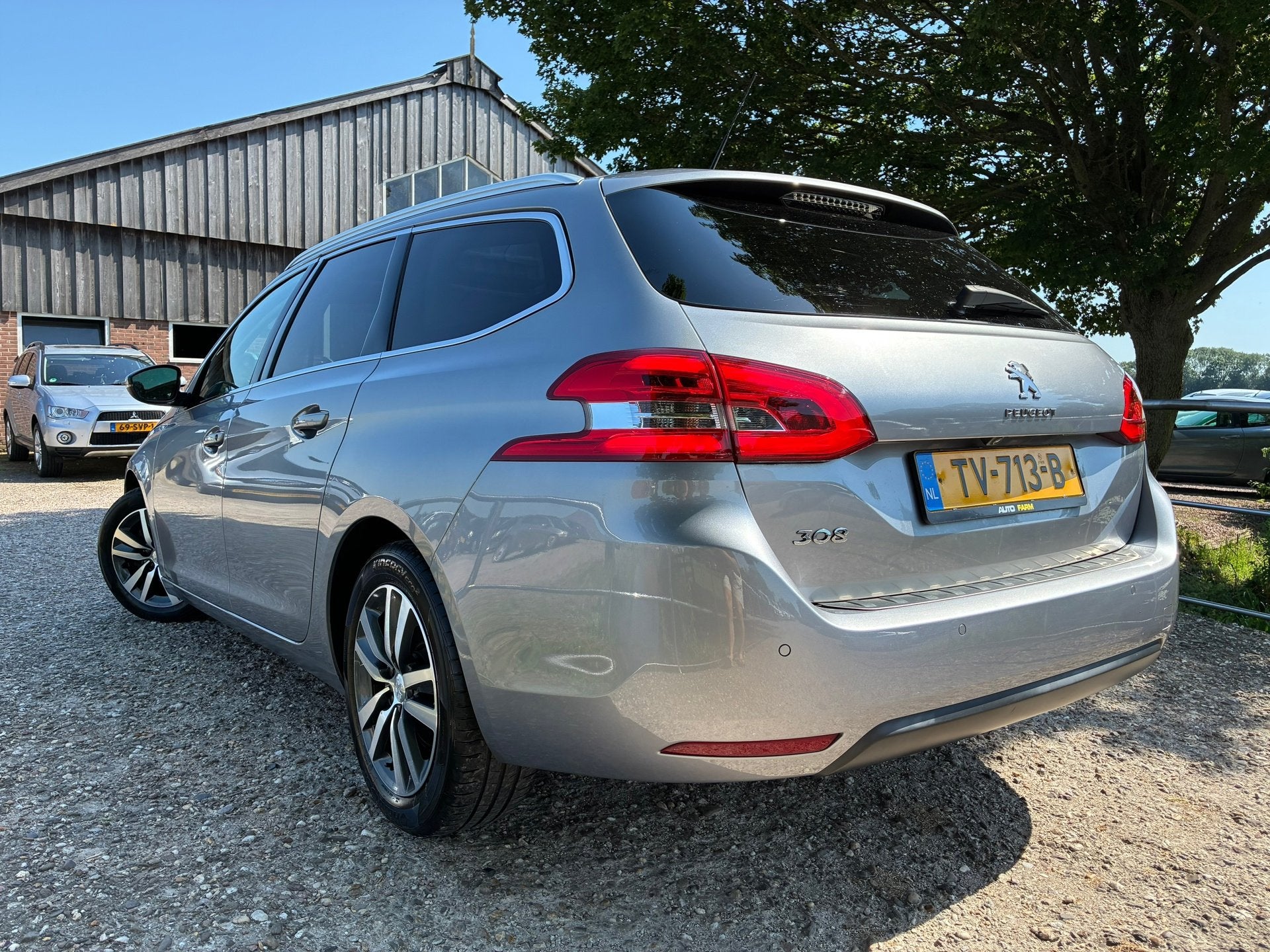 Peugeot 308 SW 1.2 | Automaat | Panodak + Carplay + Clima +, Stof, Gebruikt, 1199 cc, Origineel Nederlands