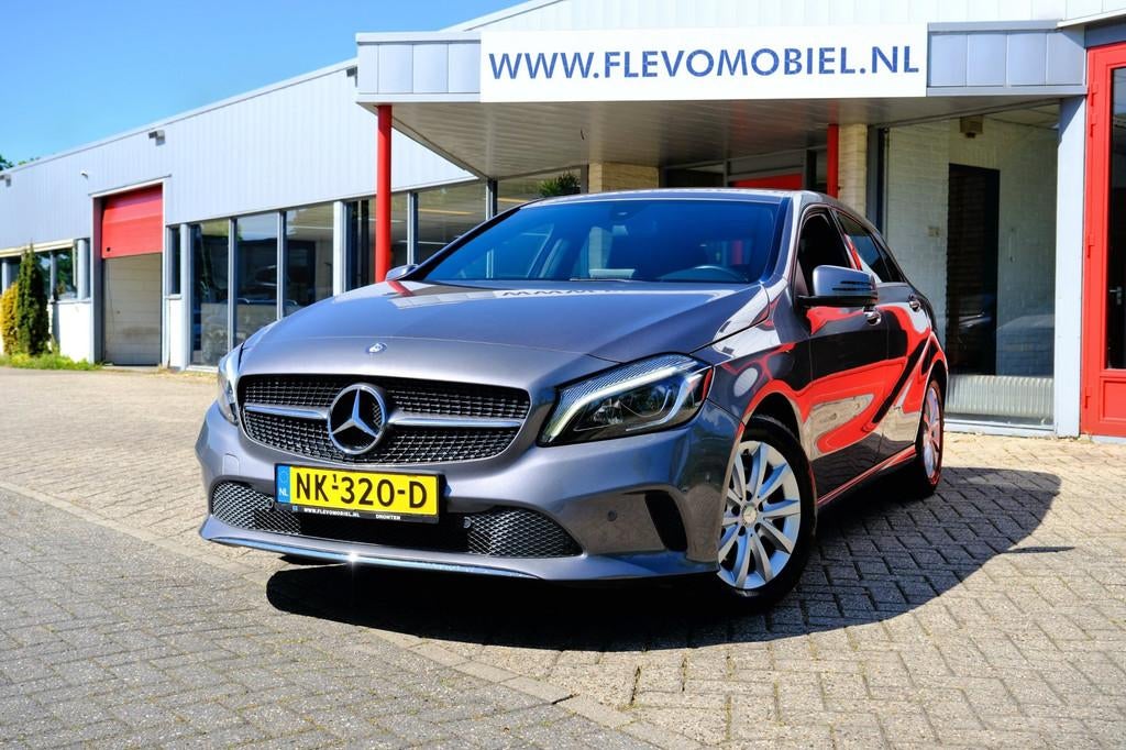 Mercedes-Benz A-klasse 160 Ambition Aut. Navi|Half Leder|LMV, Auto's, Gebruikt, 4 cilinders, Bedrijf, 19 km/l