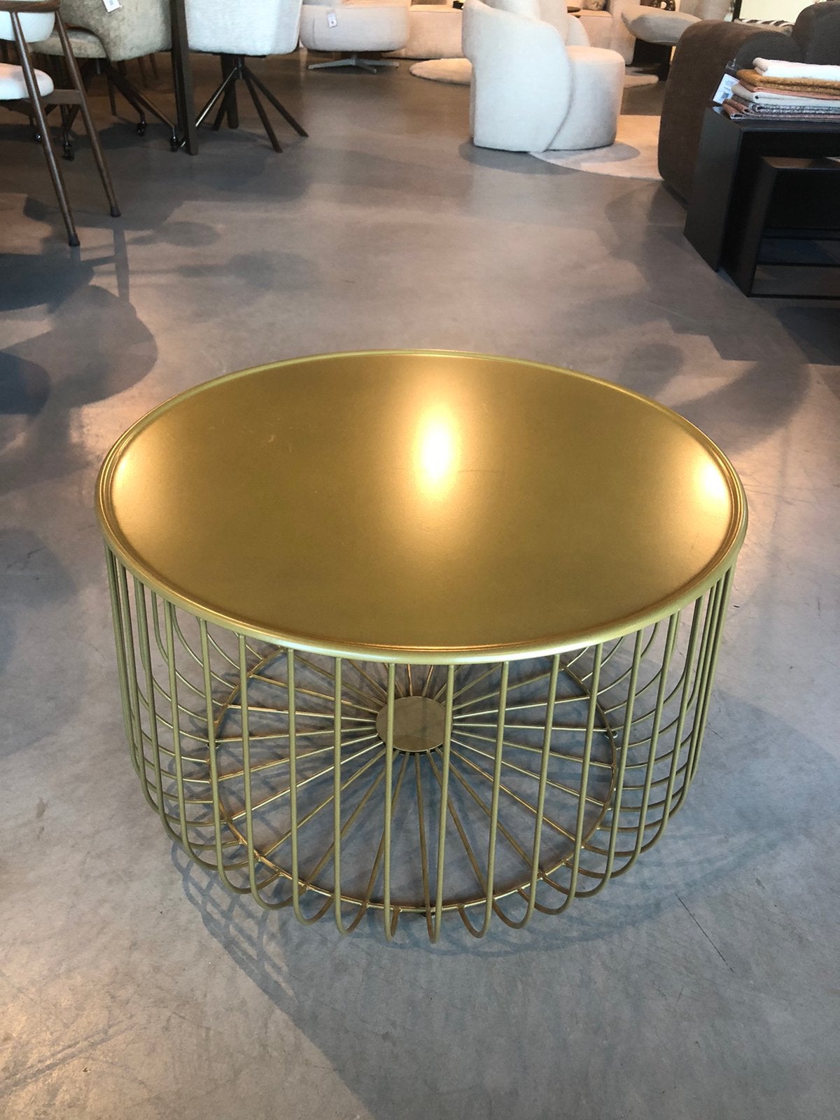 Showroommodel salontafel goud, Huis en Inrichting, Tafels | Salontafels, Ophalen, Zo goed als nieuw, Rond, 50 tot 100 cm