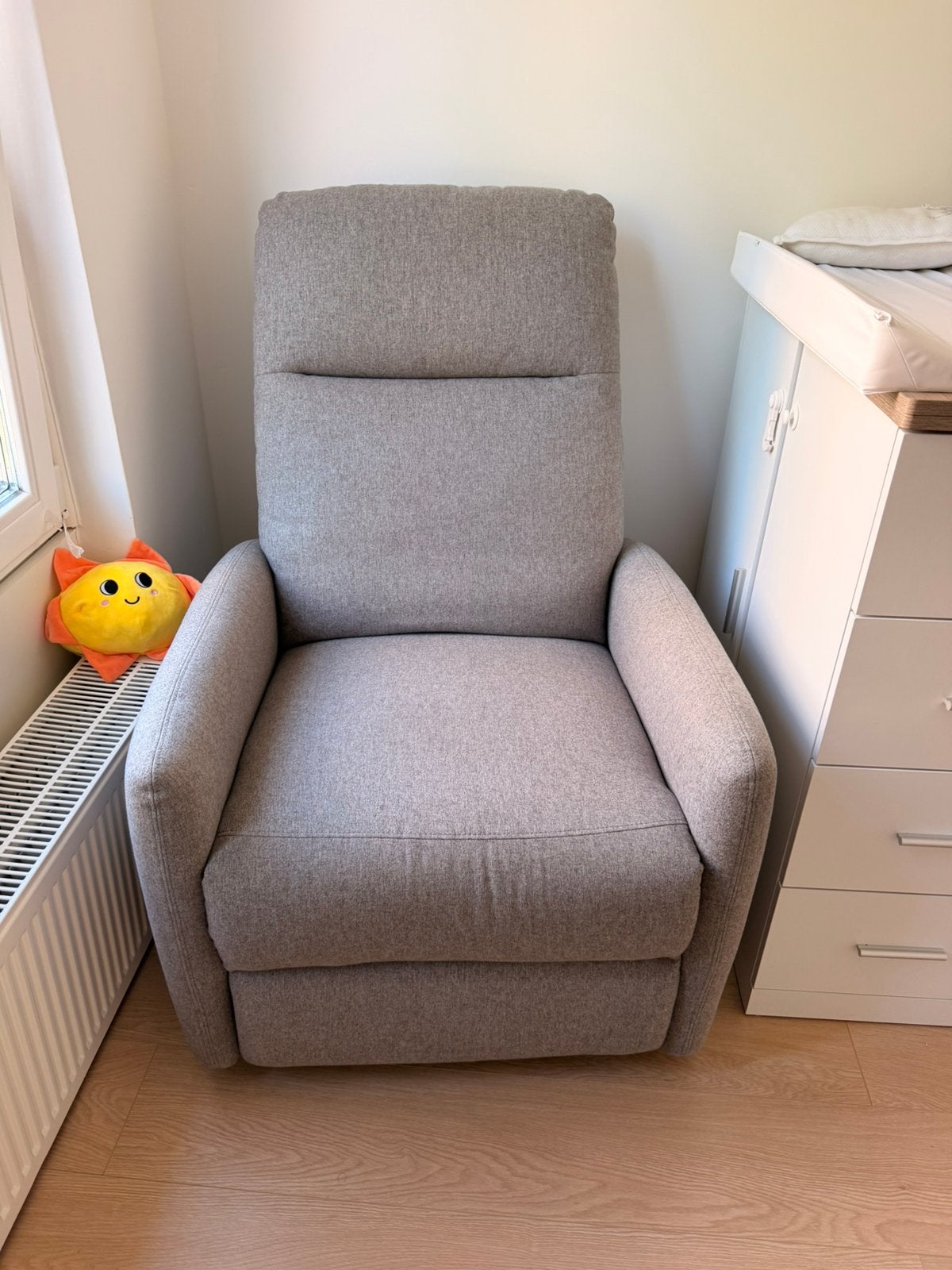 Fauteuil elektrisch lichtgrijs, Ophalen, Overige materialen, 75 tot 100 cm, Zo goed als nieuw