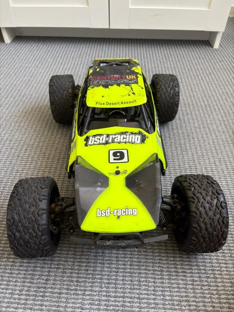 Bestuurbare auto op accu, Gebruikt, Auto offroad, Overige schalen, Ophalen