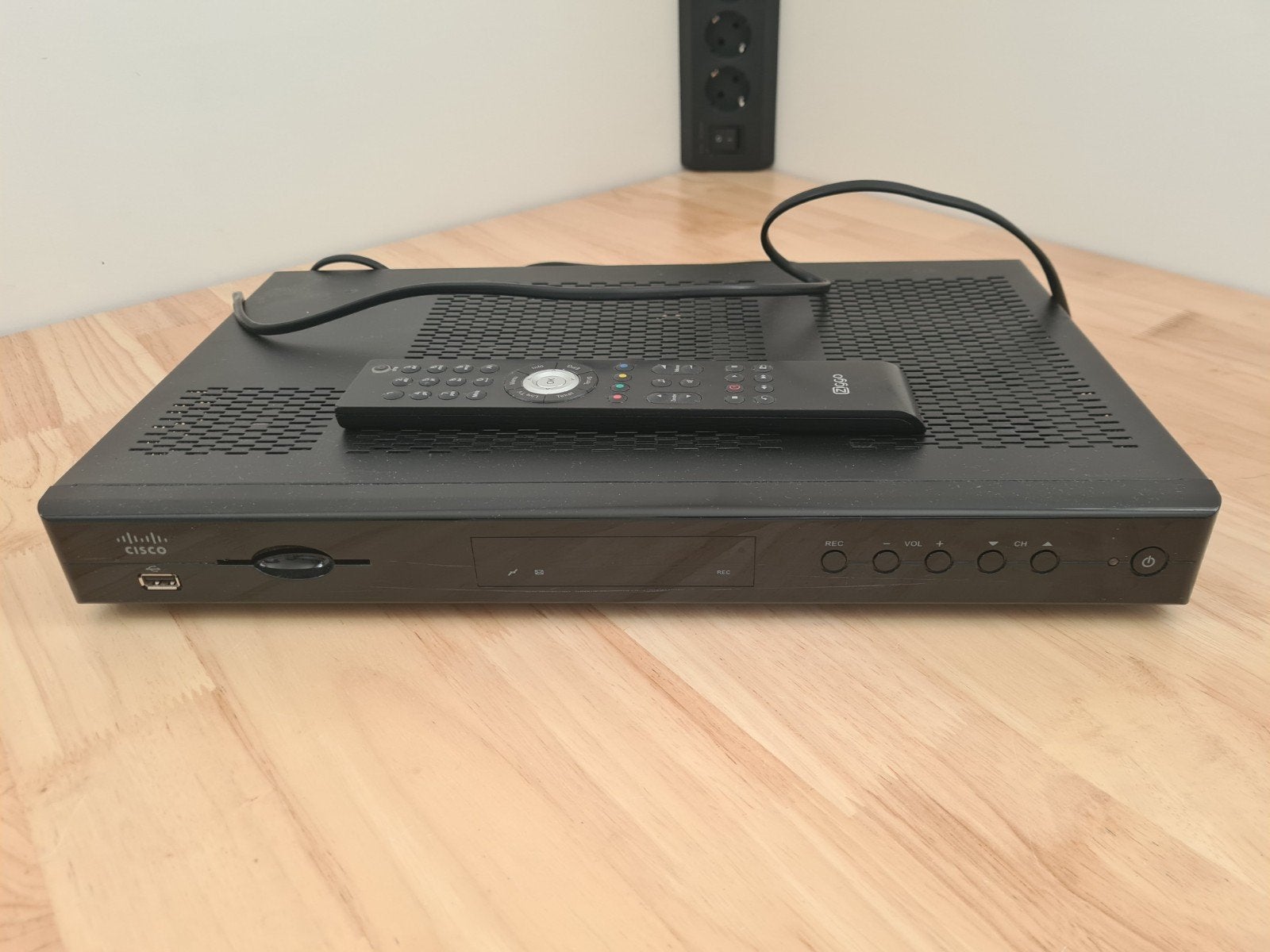 Cisco decoder/recorder - 8485DVB Ziggo, Ophalen of Verzenden