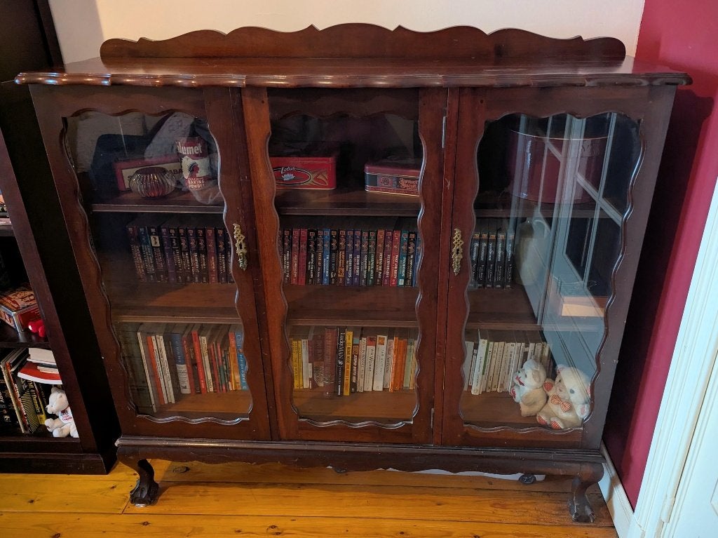 Vintage vitrinekastje, Huis en Inrichting, Ophalen, Met plank(en), Gebruikt, 100 tot 150 cm