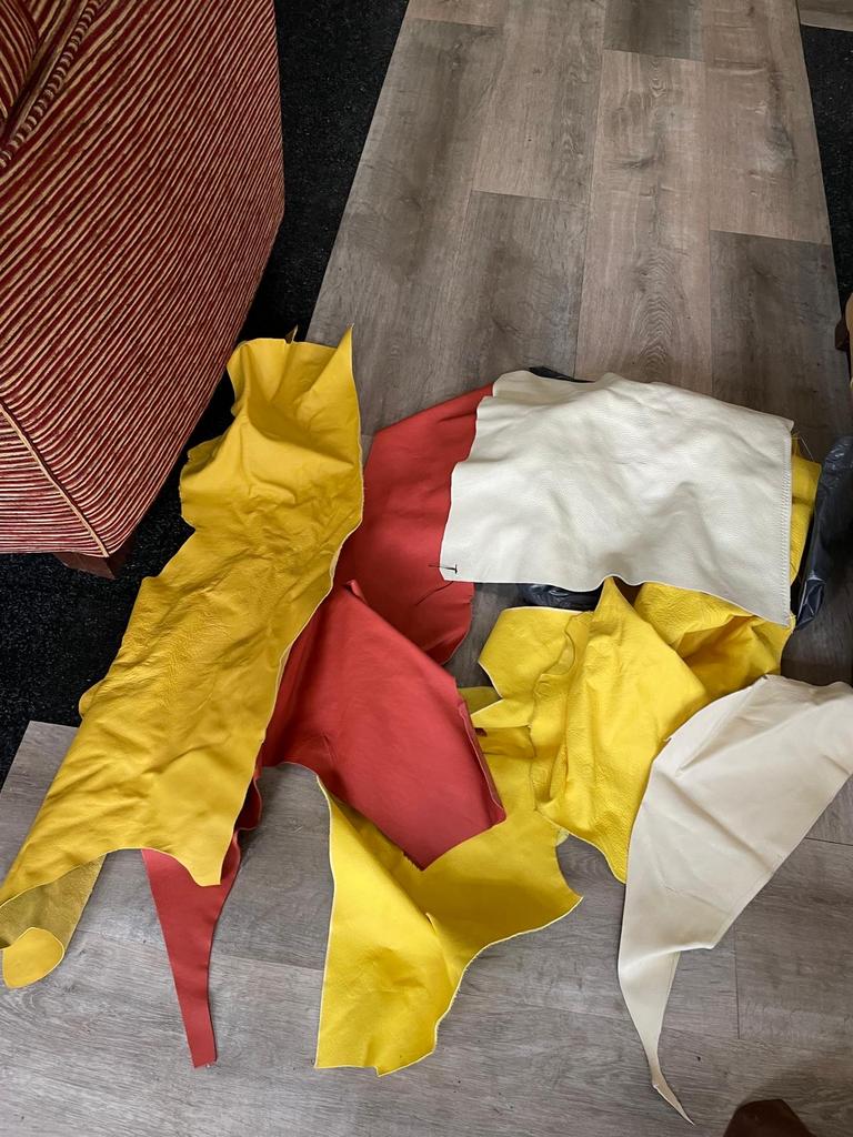 Leren lappen in diverse kleuren en maten 5 kg, Hobby en Vrije tijd, Stoffen en Lappen, Overige kleuren, Leer of Kunstleer, Nieuw