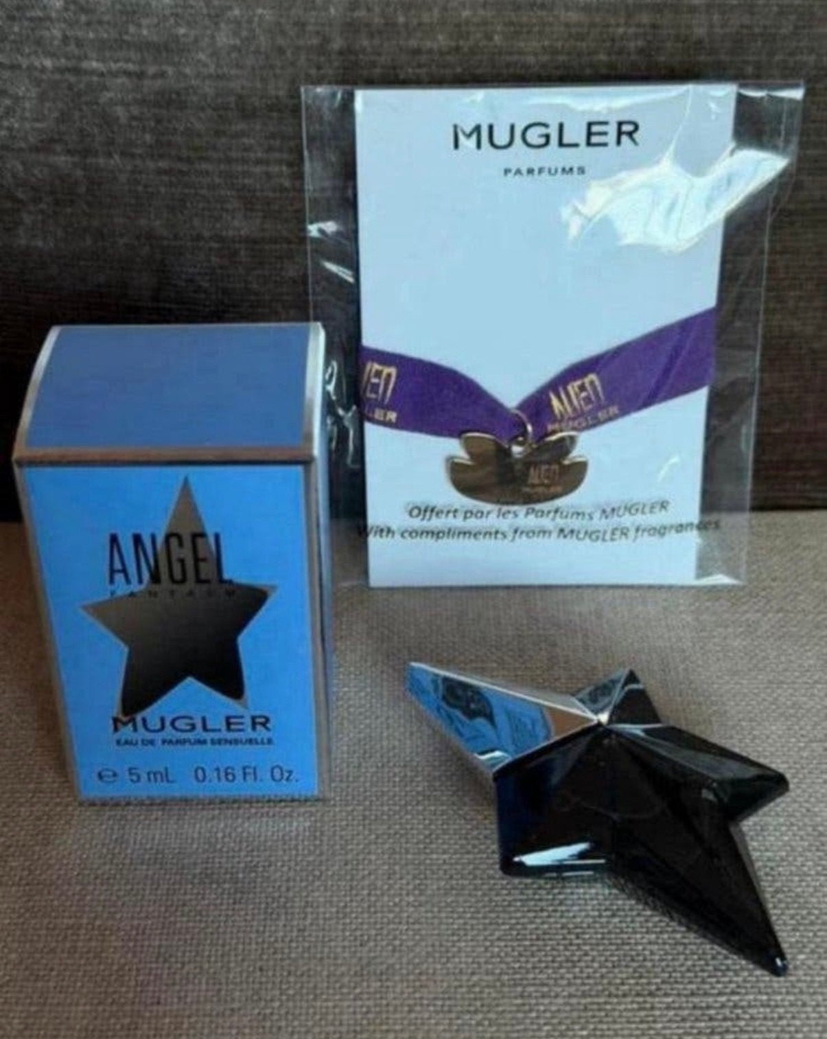 Miniatuur Angel fantasm Thierry Mugler edp 5 ml + armbandje, Verzamelen, Parfumverzamelingen, Verzenden, Nieuw, Miniatuur, Gevuld
