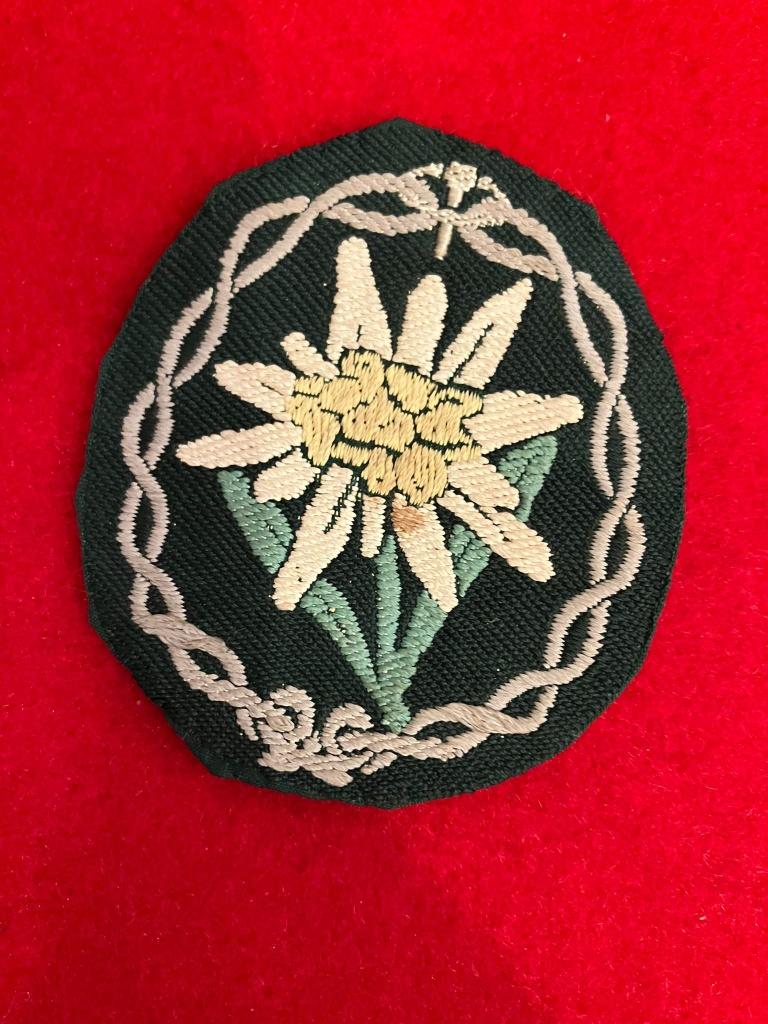 WO2 Duits Edelweiss bergtroepen Wehrmacht, Verzamelen, Militaria | Tweede Wereldoorlog, Verzenden, Landmacht, Duitsland, Embleem of Badge