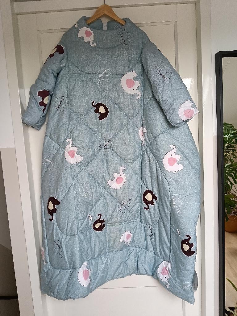 Dekentje met mouwen, Kinderen en Baby's, Dekens, Slaapzakjes en Inbakerproducten, Ophalen, Nieuw, Deken