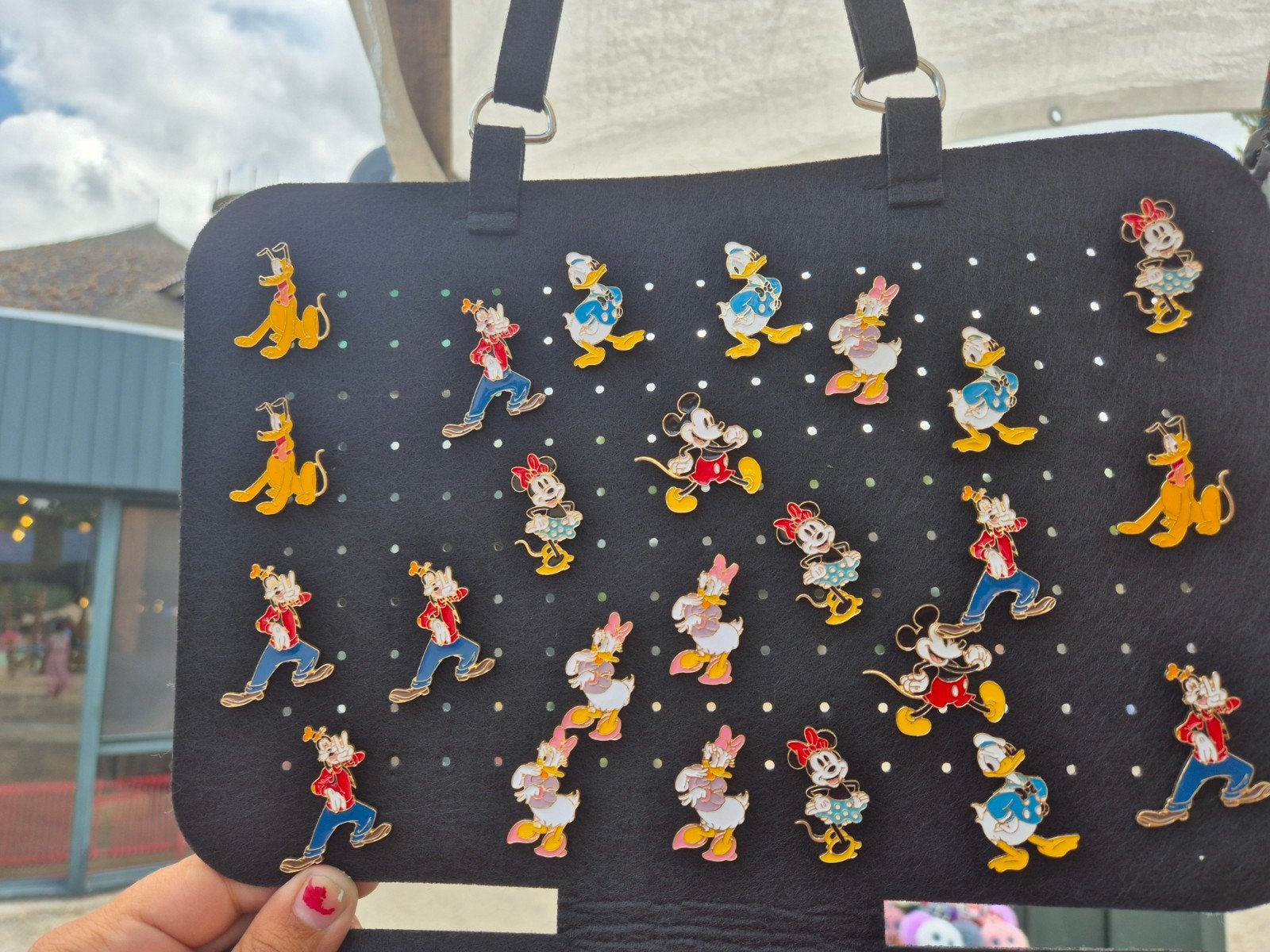 Diverse Disney Pins €5 per stuk, Verzamelen, Disney, Ophalen of Verzenden, Overige figuren, Zo goed als nieuw