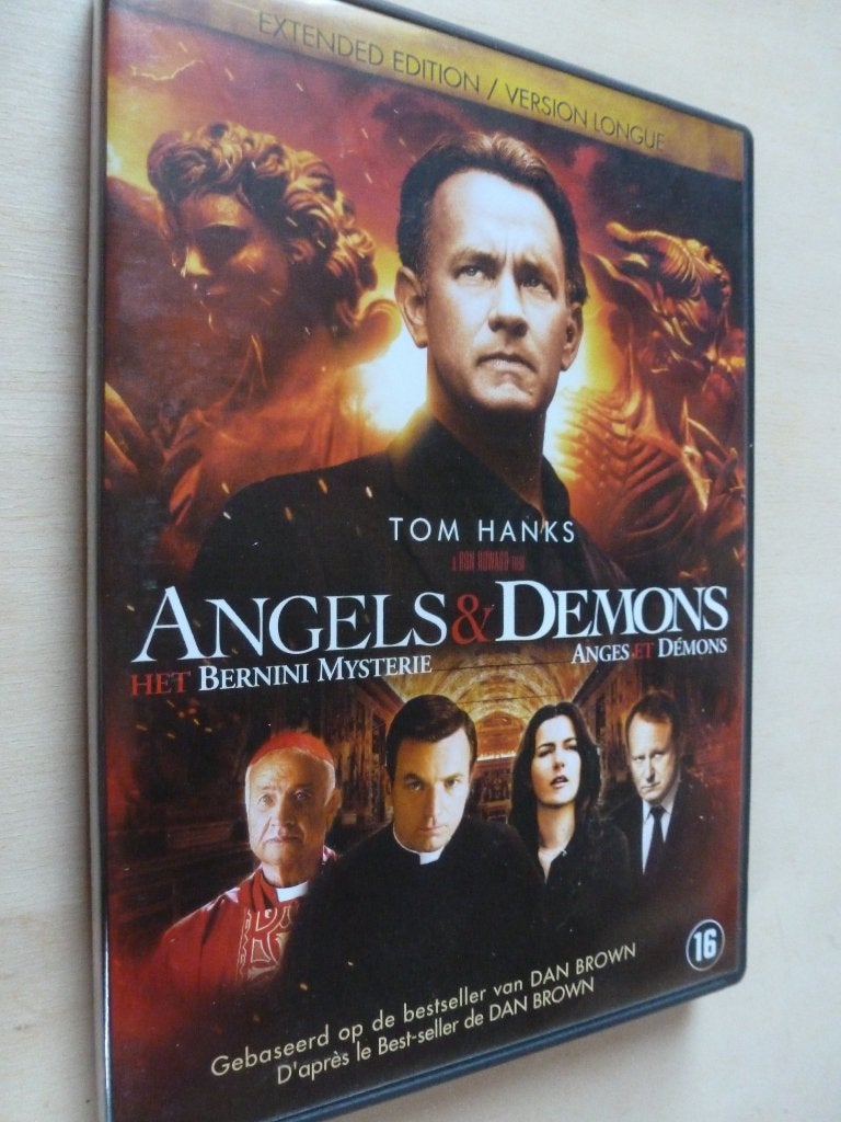 DVD - Angels & Demons - Tom Hanks Ewan McGregor Ayelet Zurer, Vanaf 16 jaar, Ophalen of Verzenden, Zo goed als nieuw, Actiethriller
