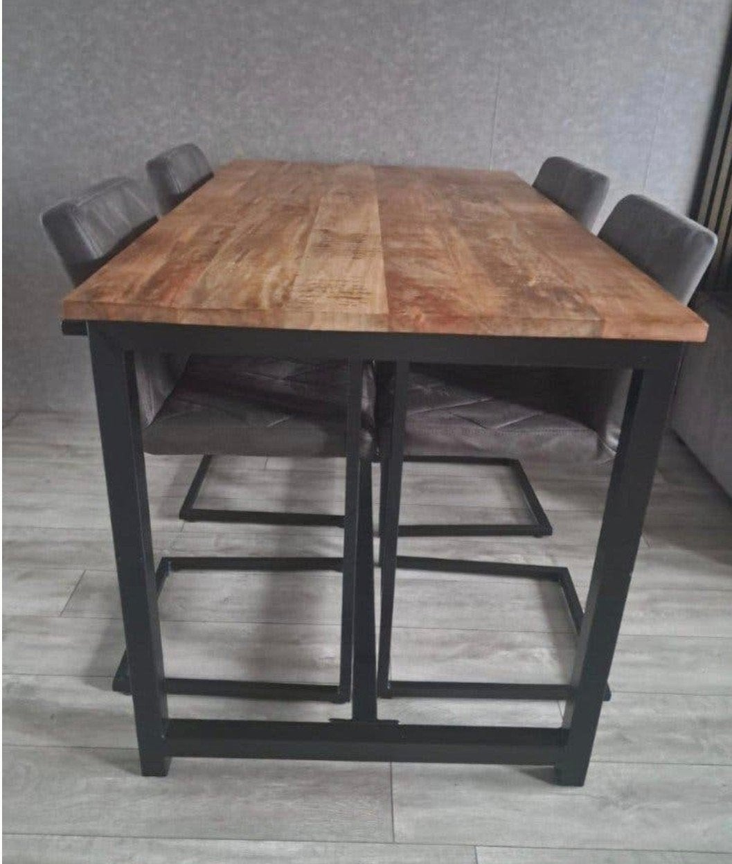 hele mooie mango houten eettafel, Huis en Inrichting, Ophalen, Zo goed als nieuw
