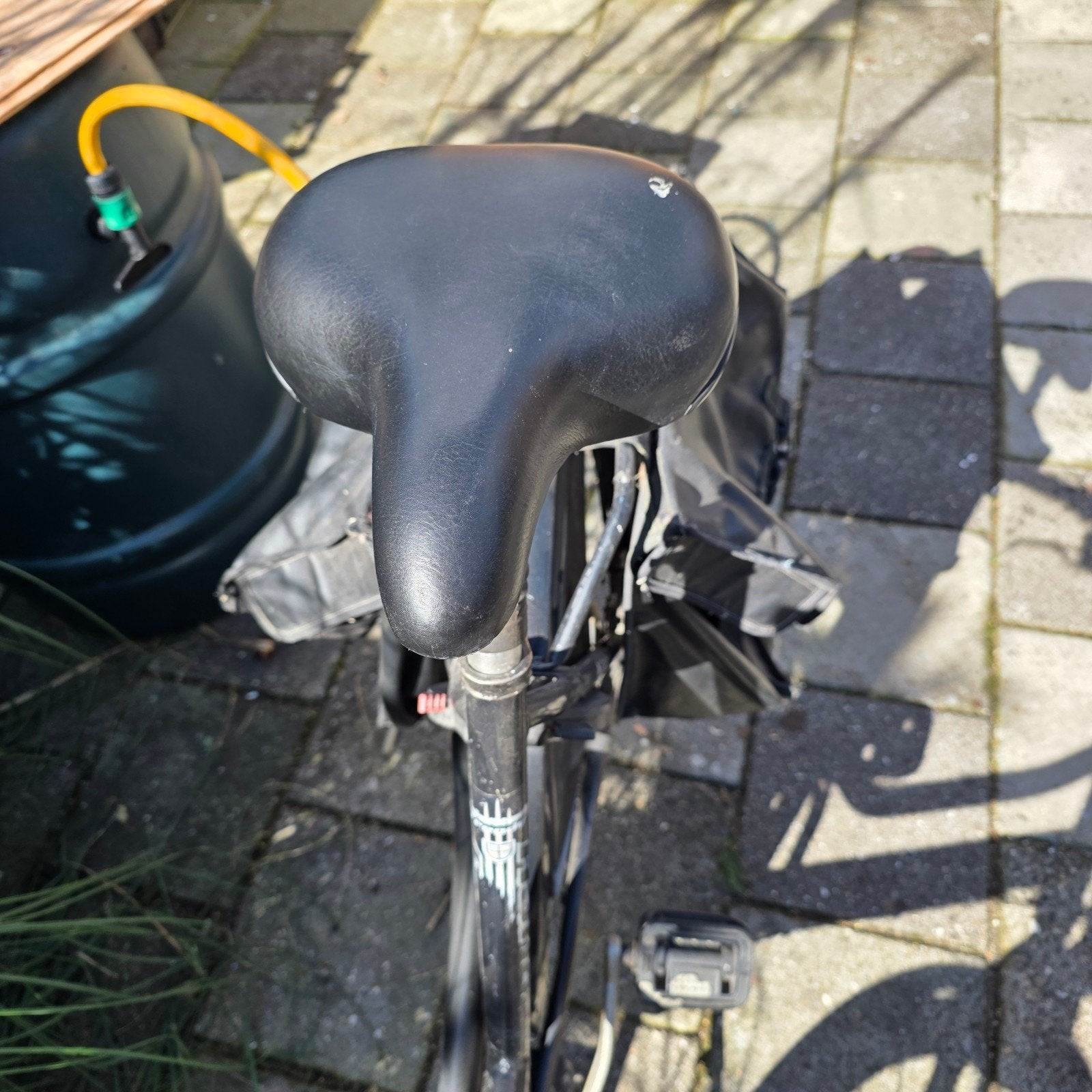 Puch en Batavus Damesfiets met fietstassen - Gebruikt, Fietsen en Brommers, Velgrem, Versnellingen, Ophalen, Overige merken