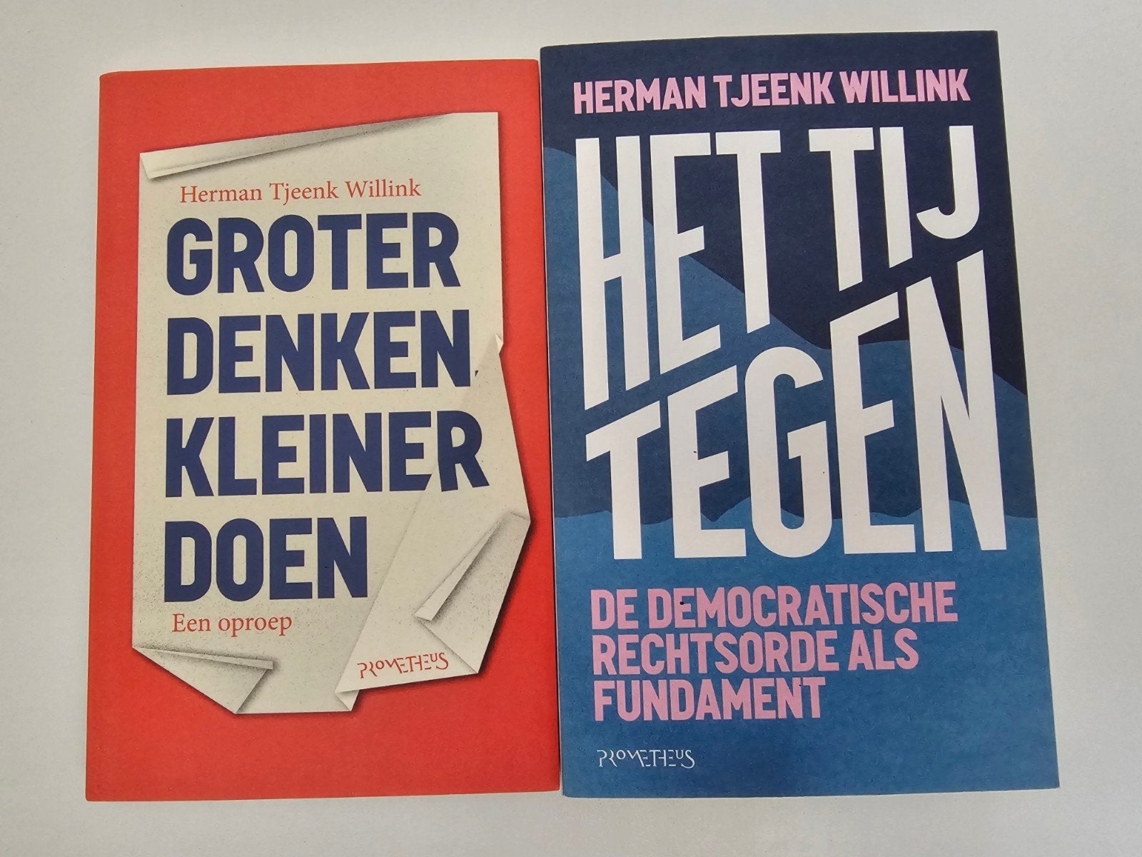 Herman Tjeenk Willink  Groter Denken Kleiner Doen & Het Tij, Ophalen of Verzenden, Gelezen, Herman Tjeenk Willink