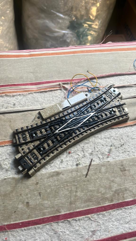 Te koop Engelse wissel van marklin 5207, Hobby en Vrije tijd, Modeltreinen | H0, Wisselstroom, Rails, Ophalen of Verzenden, Zo goed als nieuw