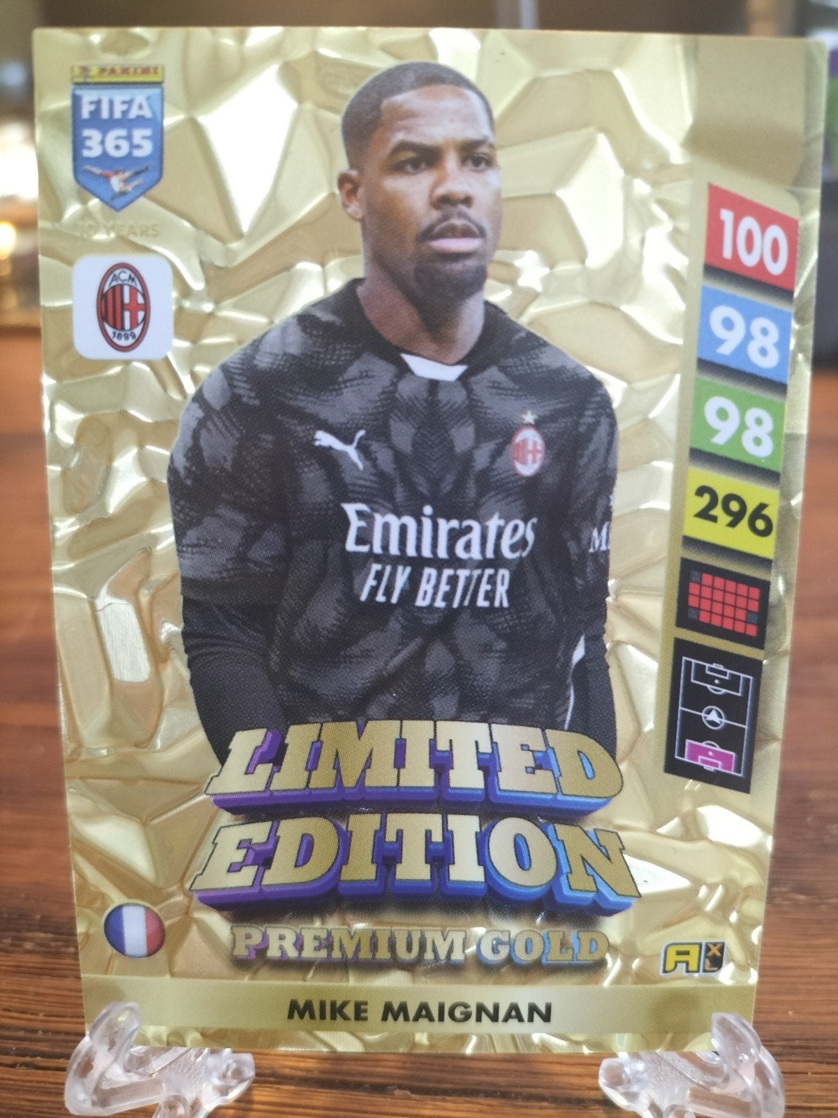 Panini FIFA 365 Limited Edition Premium Gold Mike Maignan, Ophalen of Verzenden
