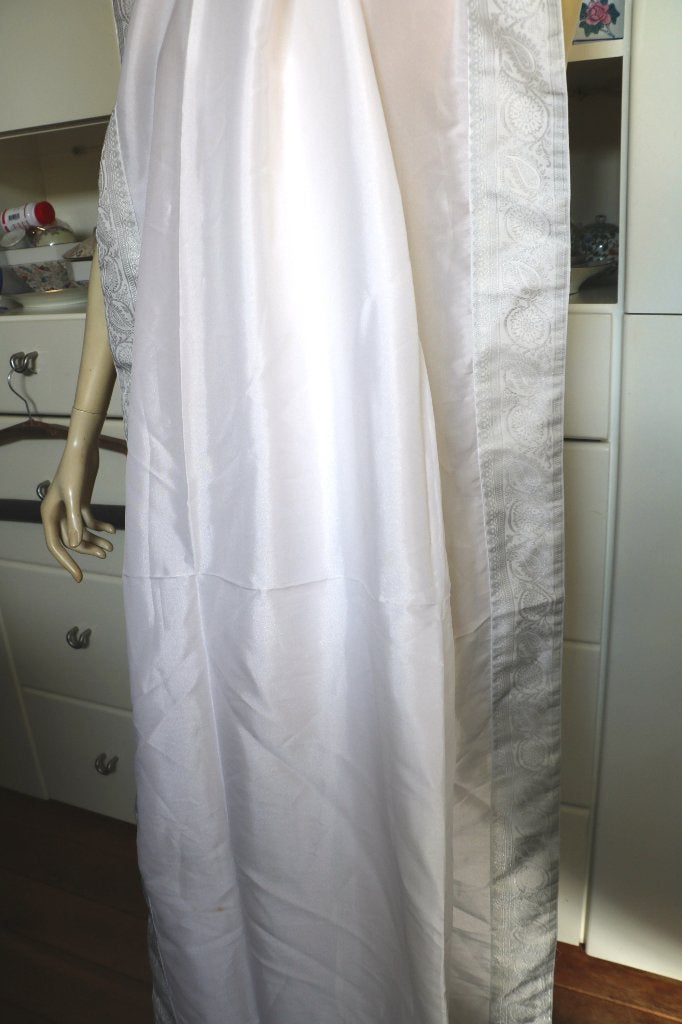 gordijn lussen zijde geboorduurd handwerk zijranden 110 270, 100 tot 150 cm, Nieuw, Luxe zijde lussen gordijn, Grijs