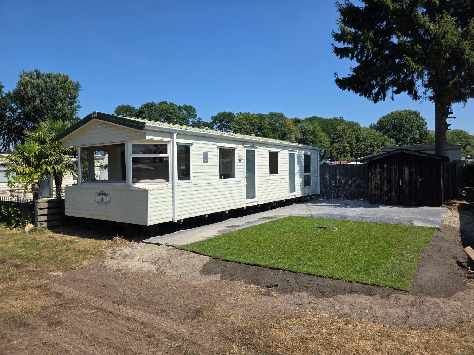 Mooie ruime willerby salisburry met nieuwe aangelegde tuin!, Caravans en Kamperen, Stacaravans