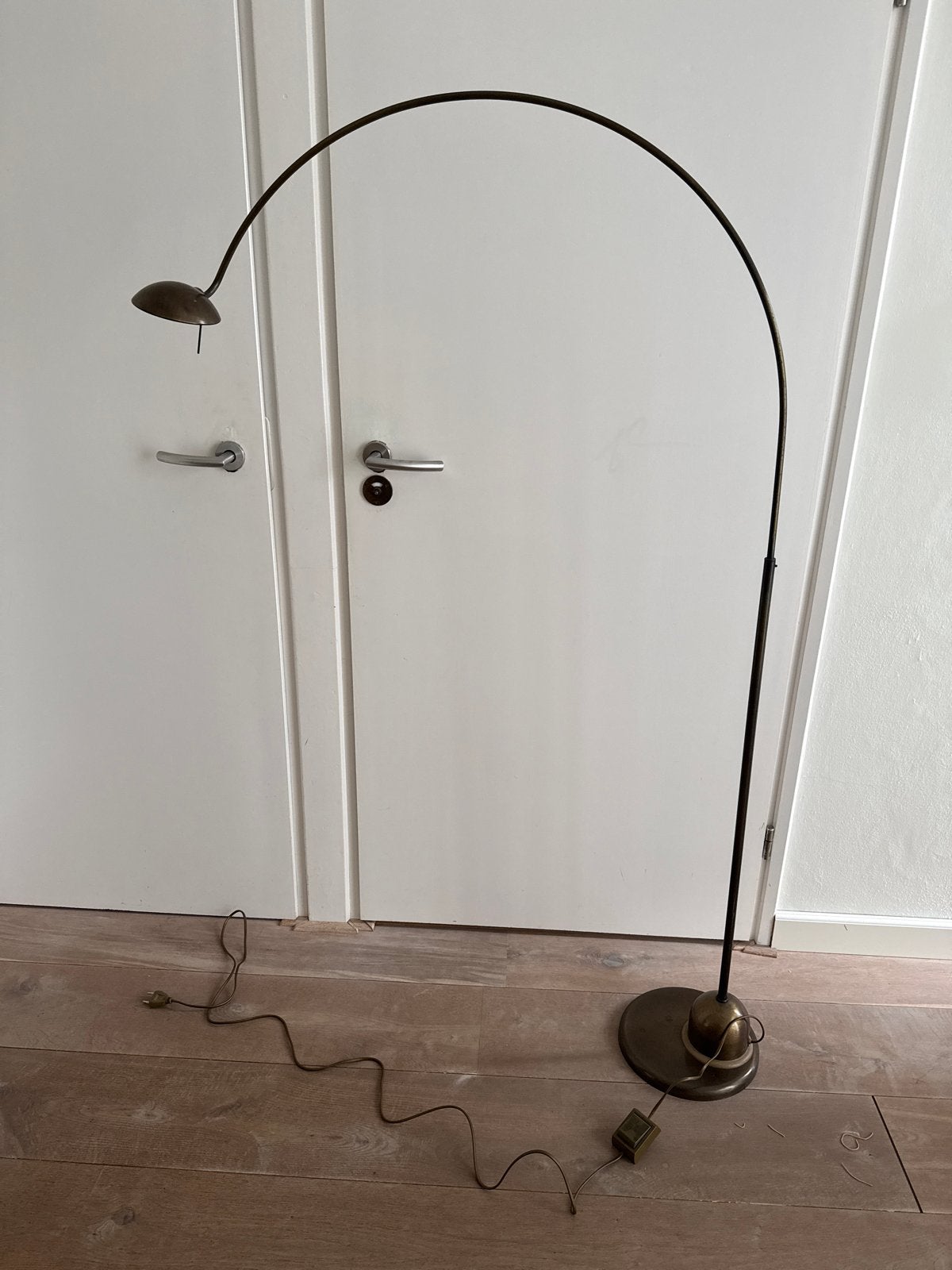 Massive Booglamp vloerlamp met voetschakelaar, Ophalen, Gebruikt, Overige materialen, Vintage