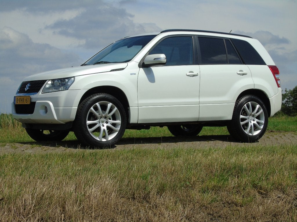 Suzuki Grand Vitara 1.9D Grijs kenteken, Auto's, Bestelauto's, 4 cilinders, 129 pk, Wit, Origineel Nederlands