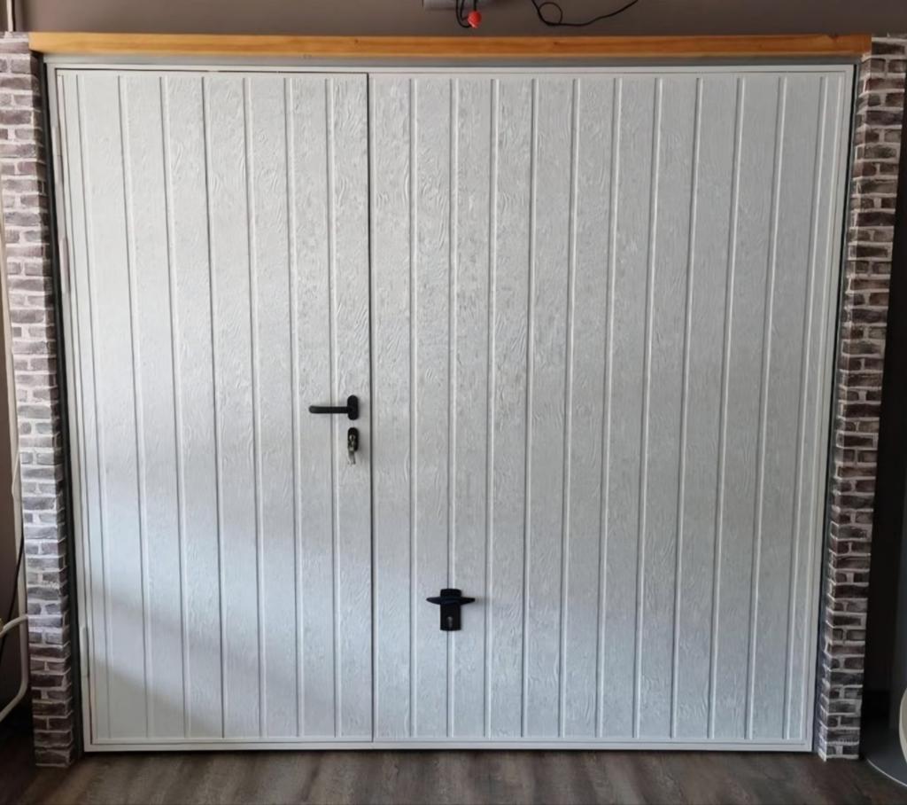 Novoferm Easyport garagedeur met loopdeur, afm. 2250 x 2000, Ophalen, Garagedeur, Zo goed als nieuw, 120 cm of meer