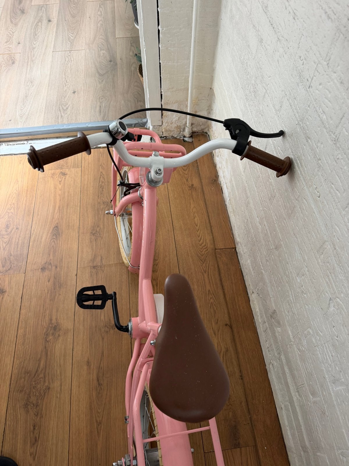 Roze SJOEF kinderfiets met voordrager en terugtraprem, Ophalen, Gebruikt, Terugtraprem, 16 tot 20 inch