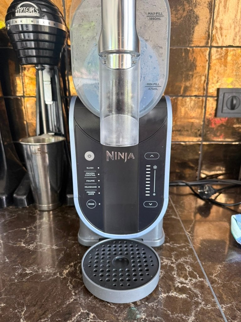 Ninja Slushi machine FS301EU, Ophalen, Zo goed als nieuw, Zelfvriezend