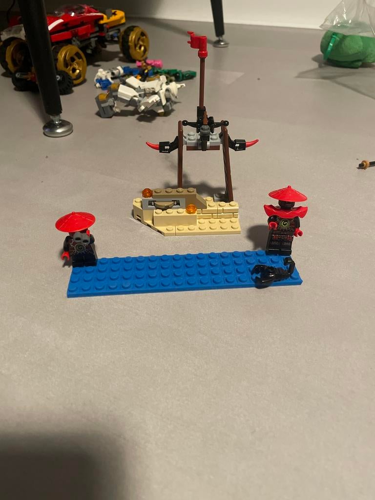 LEGO Ninjago set met minifiguren en kruisboog, Inclusief minifiguren, Gebruikt, Lego, Ophalen of Verzenden