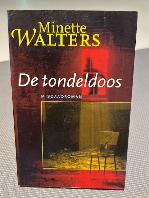 De tondeldoos, Ophalen of Verzenden, Zo goed als nieuw, Europa overig