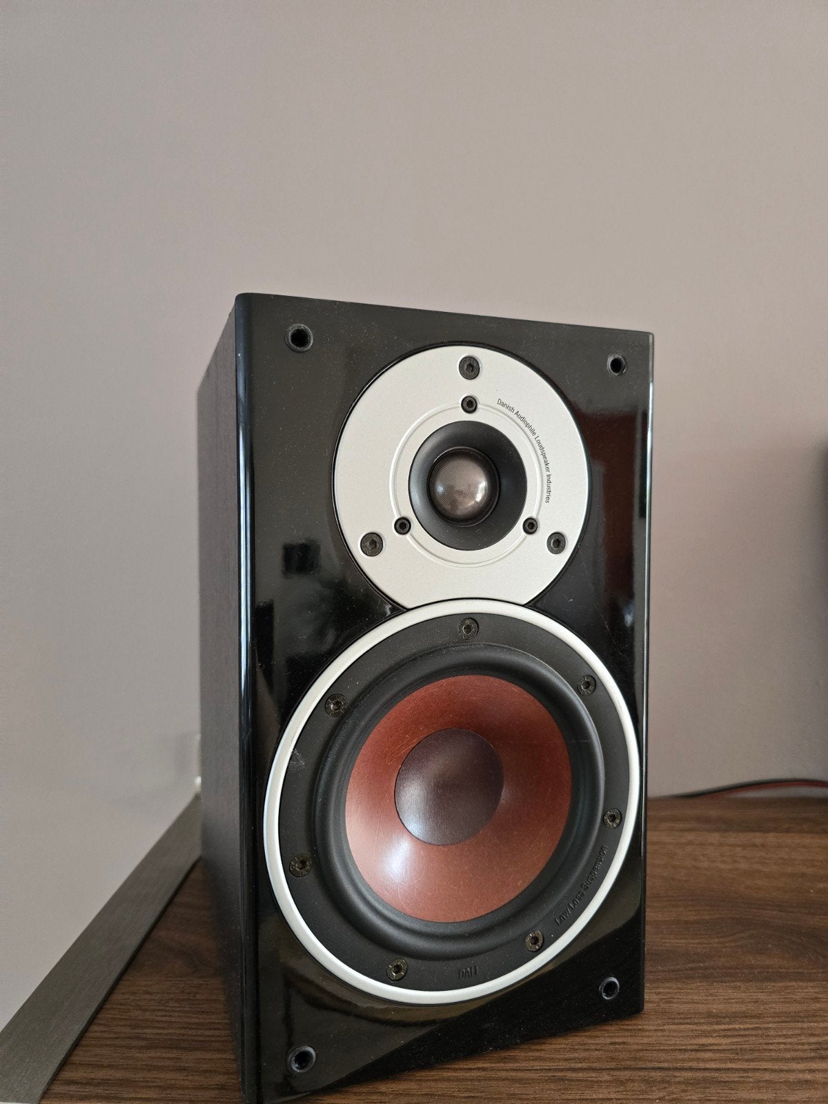 Dali Zensor 1 speakerset - functioneel met gebruikssporen