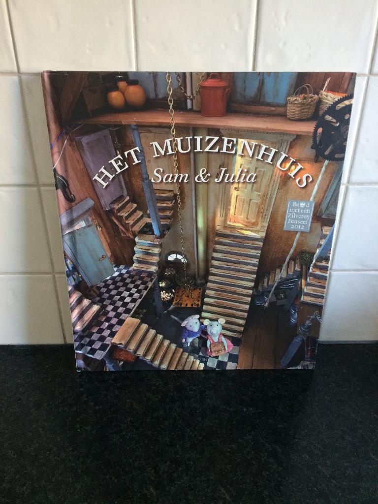Groot voorleesboek Het muizenhuis Sam Julia Karina Schaapman, Ophalen of Verzenden, Zo goed als nieuw, Karina Schaapman, Fictie algemeen
