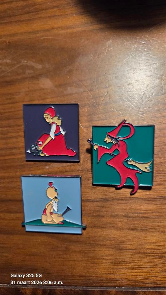 3 Efteling sprookjesbos pins, Ophalen of Verzenden