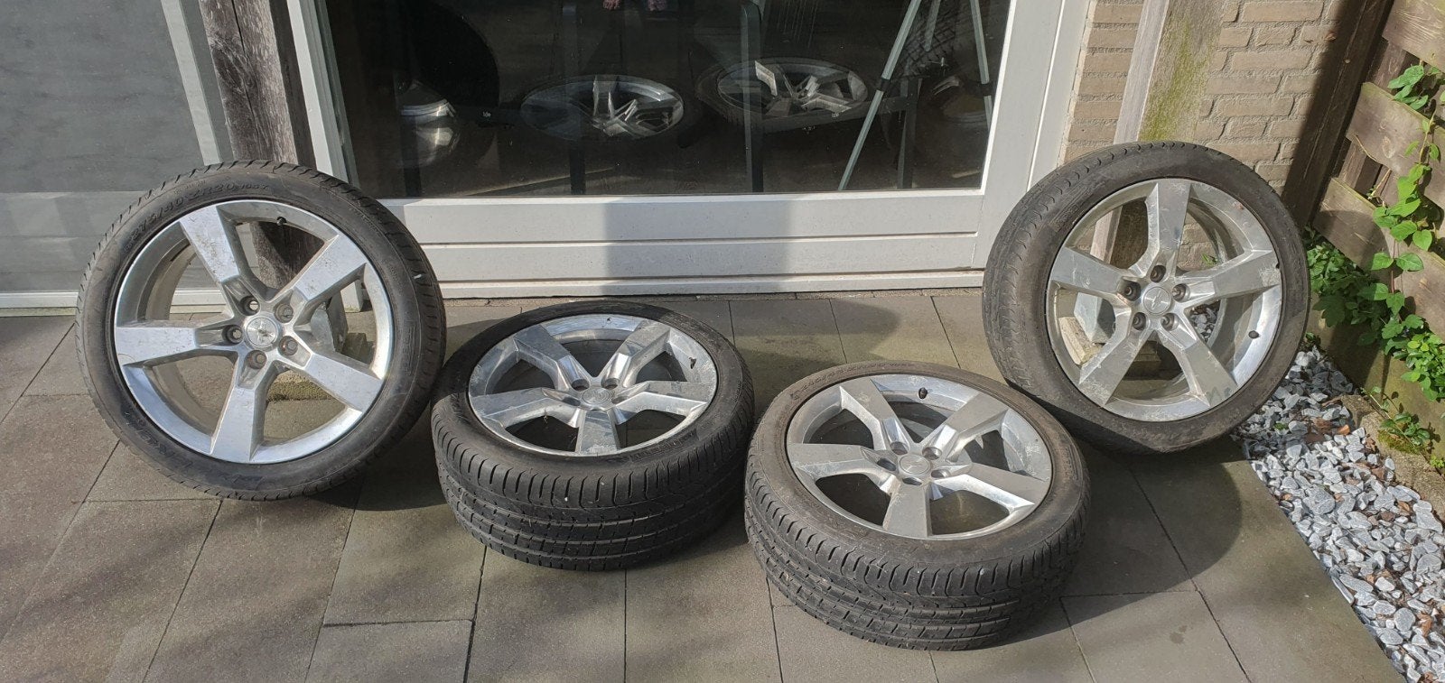 Velgen met banden complete set maten 245/45 en 275/45, Ophalen, Gebruikt