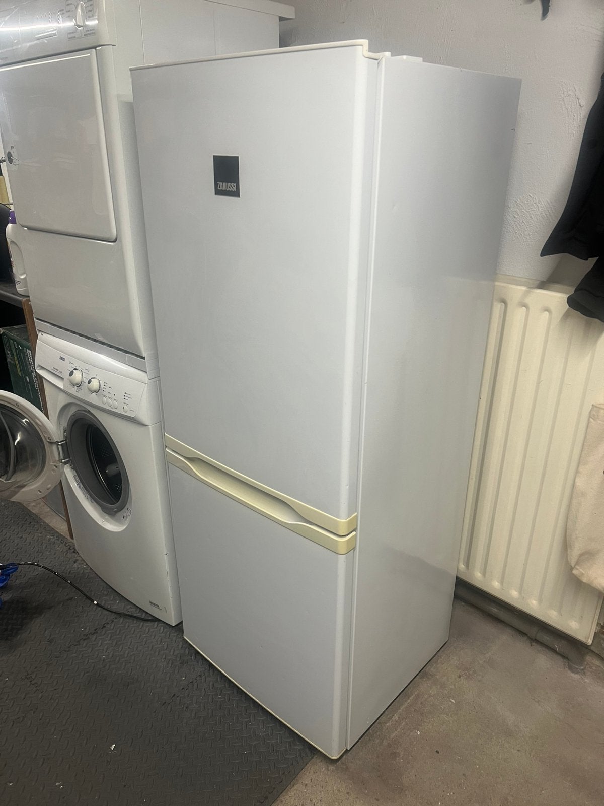 Zanussi koel-vriescombinatie vrijstaand, Ophalen, 200 liter of meer, Met aparte vriezer, 160 cm of meer