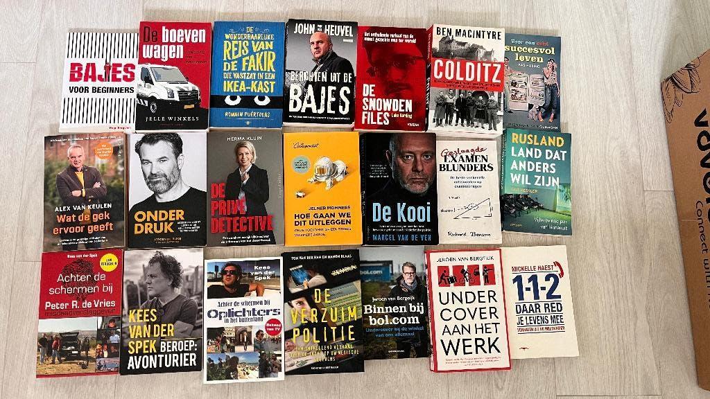 Diverse boeken, Ophalen, Gelezen, Verschillende onderwerpen