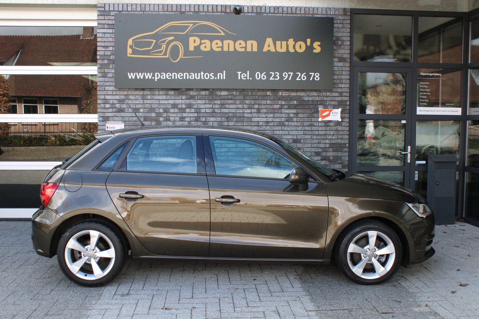 Audi A1 Sportback 1.4 TFSI Pro Line, Navi, Stoelverwarming A, 4 cilinders, 4 stoelen, Origineel Nederlands, 600 kg