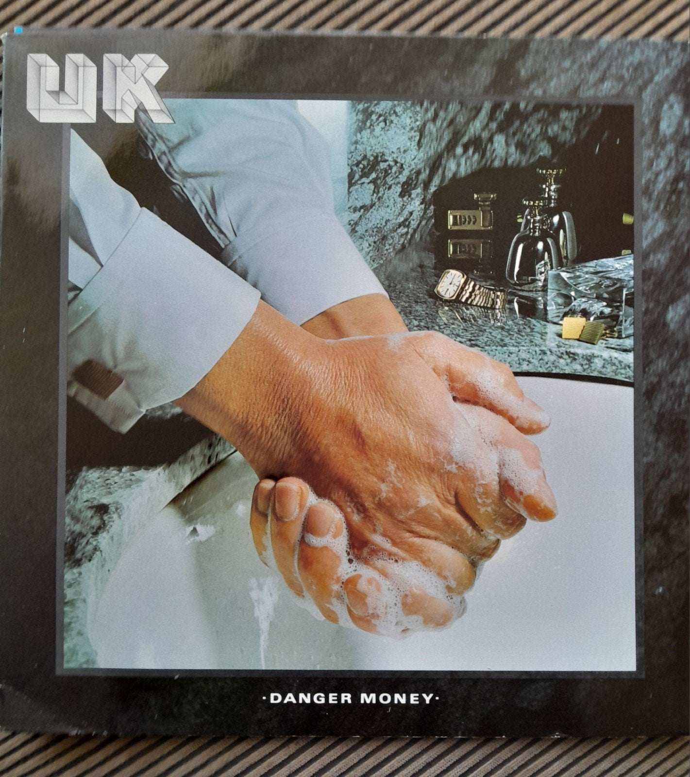 lp uk - danger money, Ophalen of Verzenden, Gebruikt, 12 inch, Poprock