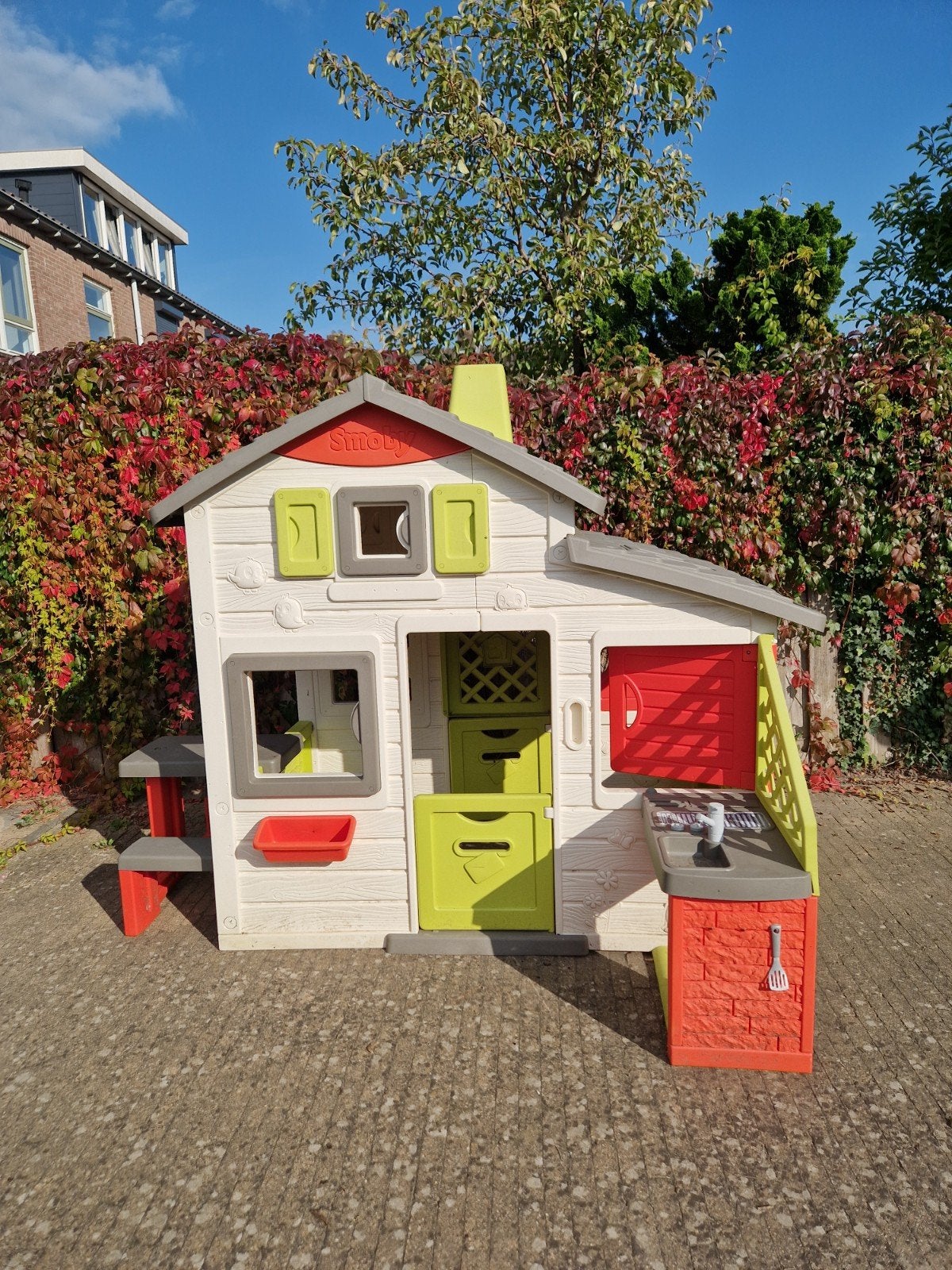Smoby Speelhuisje met Keuken en Picknicktafel, Ophalen, Gebruikt, Kunststof