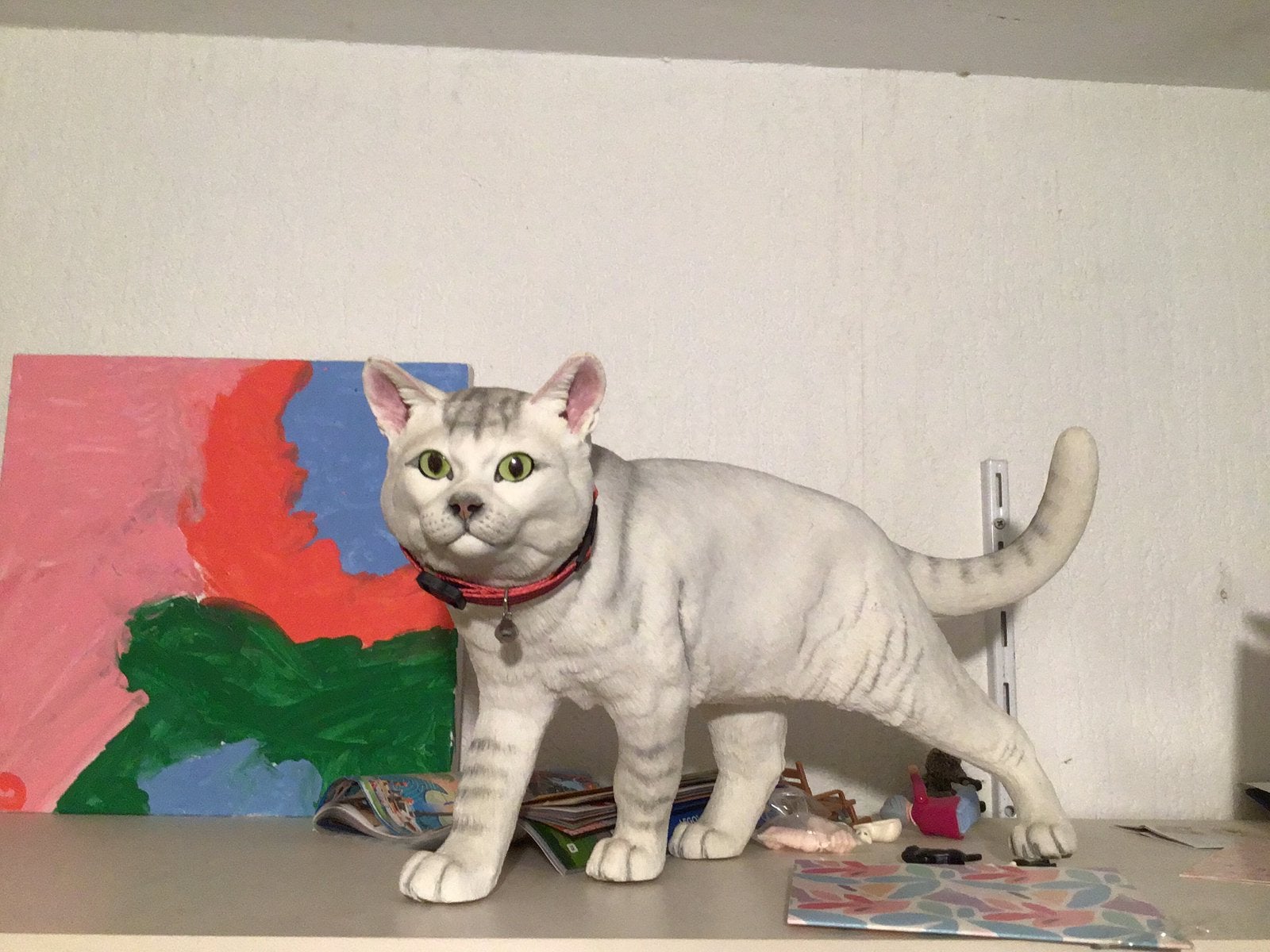 Prachtig levensecht beeld van een kat, poes te koop, Verzamelen, Beelden en Beeldjes, Ophalen of Verzenden, Zo goed als nieuw